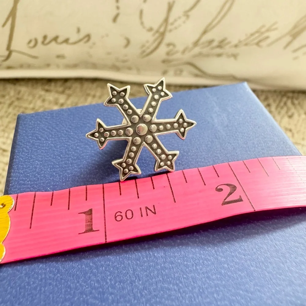 John Hardy .925 Sterling Silver Snowflake Pin / Tie Tac